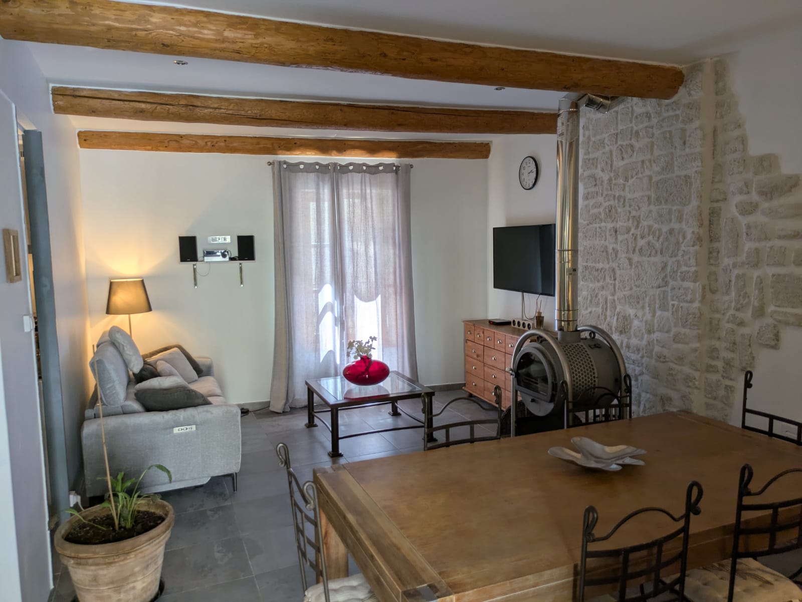 18ce93ef-ef4c-44e3-8104-3cffe811ce96