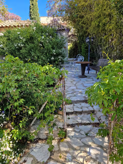 2746d00a-e758-4cc8-90be-e4060daf1ae4