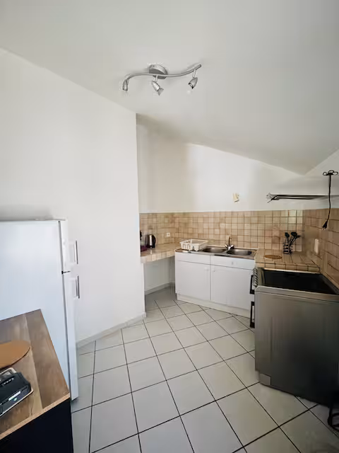 4b08147a-231a-4f74-b885-c5c7e3a07974