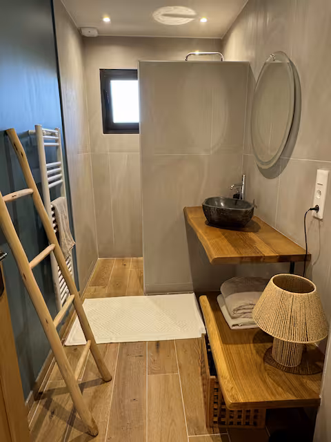 8f85f344-8844-47e6-8989-7c80e0aaf9c8