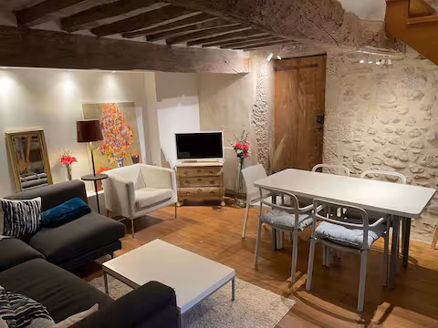 fbb81ad1-4c1f-4914-bfe8-765841807130